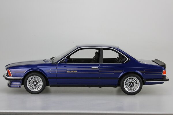 BMW BMW Alpina B7 - 1:43 - Top Marques Collectibles