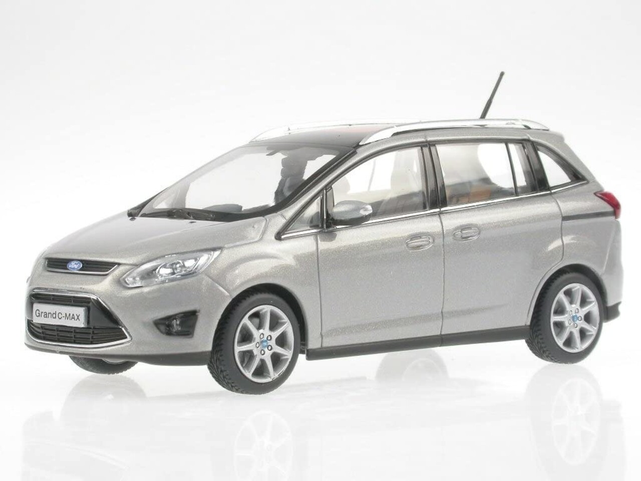 Ford Ford Grand C-Max - 1:43 - Minichamps Ford Ford Grand C-Max - 1:43 - Minichamps