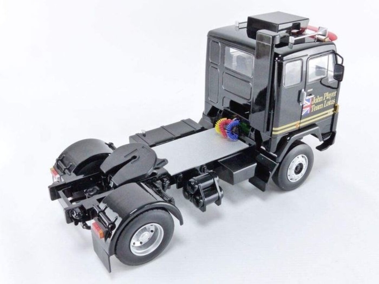 Volvo Volvo F88 'John Player Team Lotus' - 1:18 - Road Kings