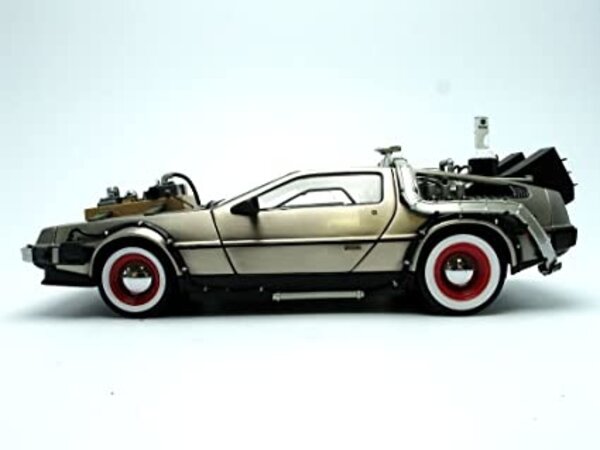 DeLorean DeLorean DMC 12  'Back to the Future III' - 1:18 - Sun Star DeLorean DeLorean DMC 12  'Back to the Future III' - 1:18 - Sun Star