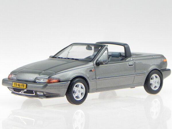 Volvo Volvo 480 Turbo Cabriolet 1990 - 1:43 - Triple 9 Collection Volvo Volvo 480 Turbo Cabriolet 1990 - 1:43 - Triple 9 Collection