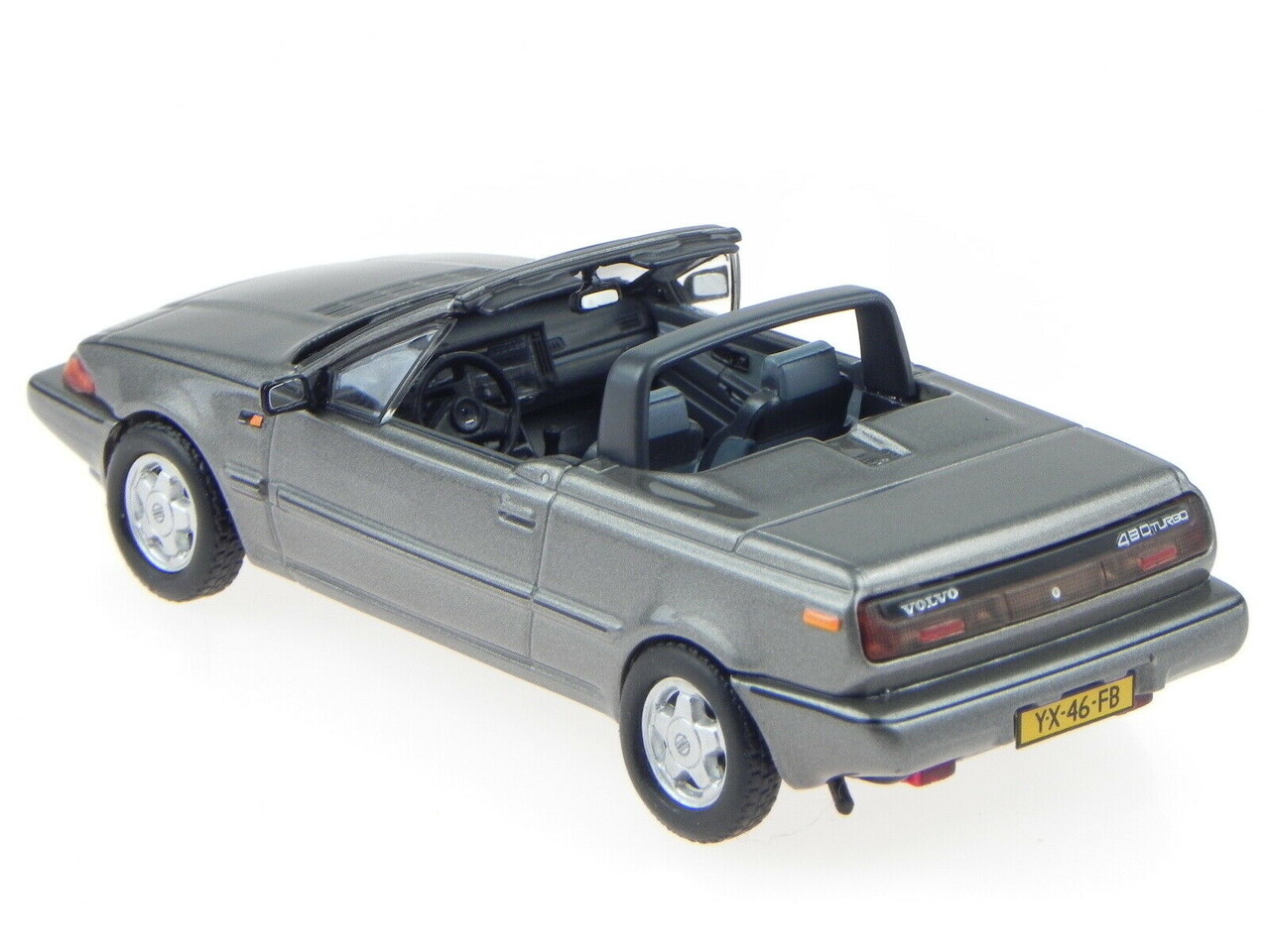 Volvo Volvo 480 Turbo Cabriolet 1990 - 1:43 - Triple 9 Collection Volvo Volvo 480 Turbo Cabriolet 1990 - 1:43 - Triple 9 Collection
