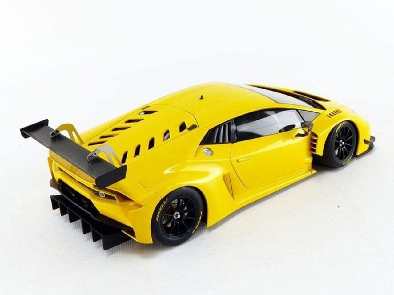 Lamborghini Lamborghini Huracán GT3 - 1:18 - AUTOart Lamborghini Lamborghini Huracán GT3 - 1:18 - AUTOart