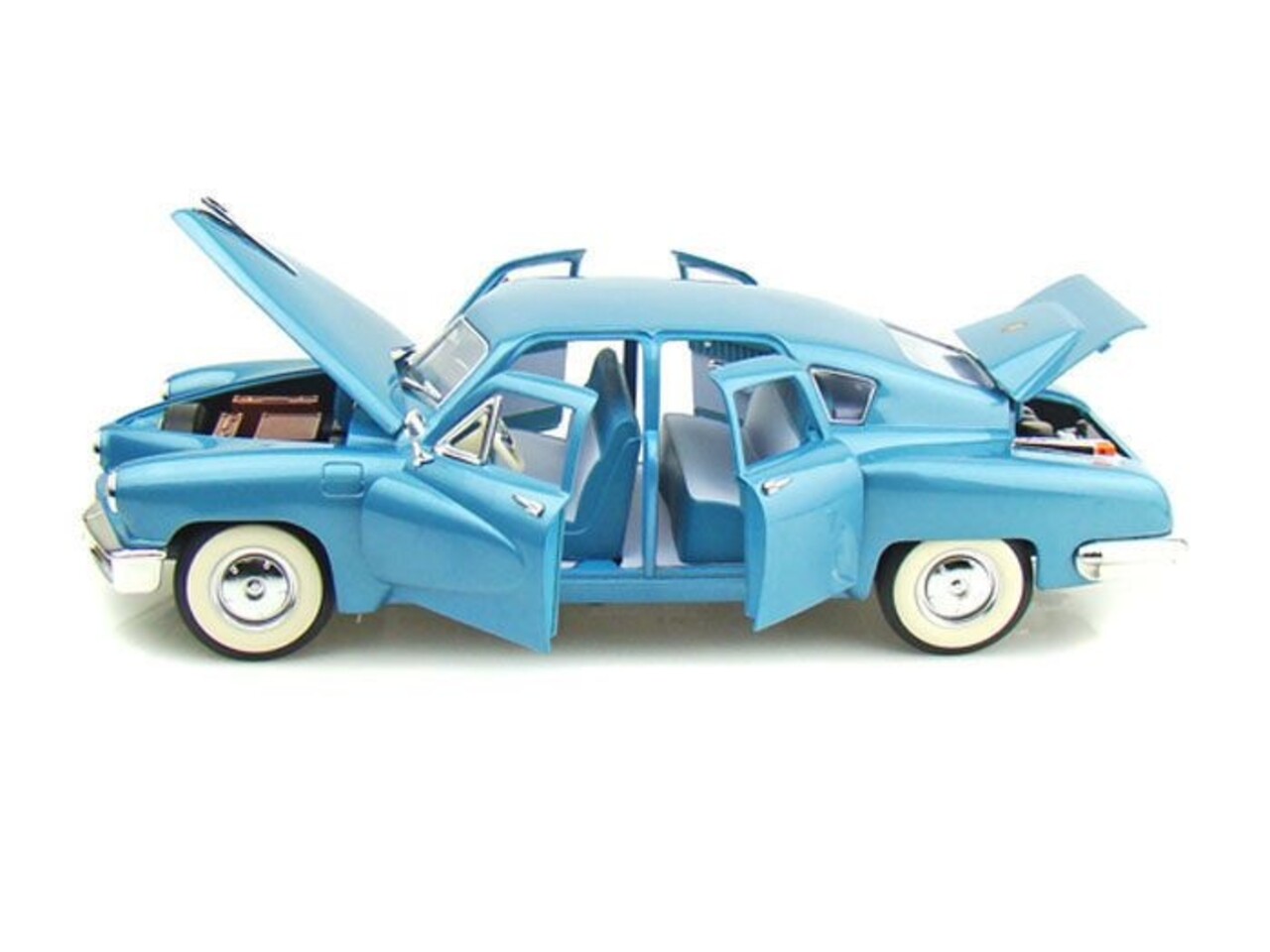 Tucker Tucker Torpedo 1948 - 1:18 - Road Signature