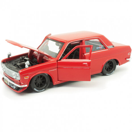 Datsun Datsun 510 1971 'Metal Modelkit' - 1:24 - Maisto Datsun Datsun 510 1971 'Metal Modelkit' - 1:24 - Maisto