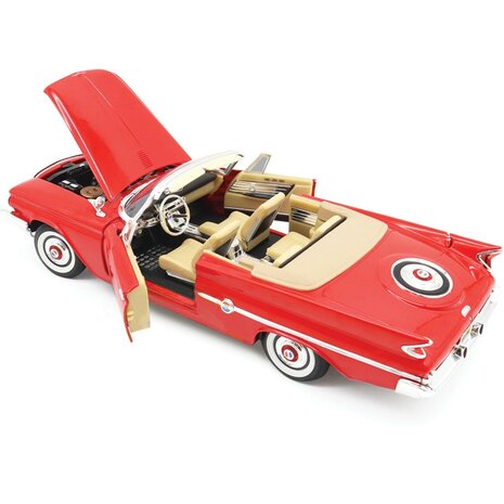 Chrysler Chrysler 300F 1960 - 1:18 - Road Signature