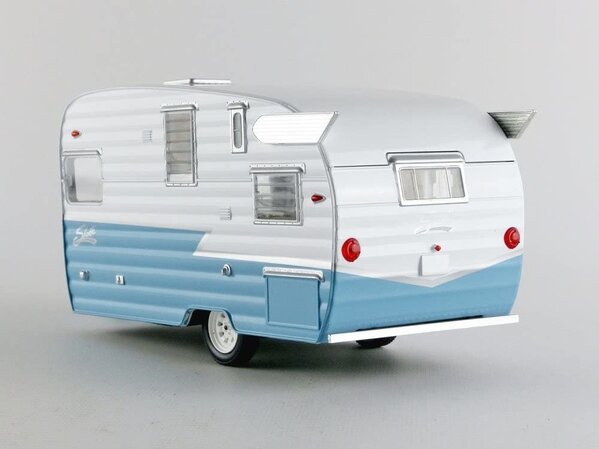 Shasta Shasta 15' Airflyte - 1:24 - Greenlight Shasta Shasta 15' Airflyte - 1:24 - Greenlight