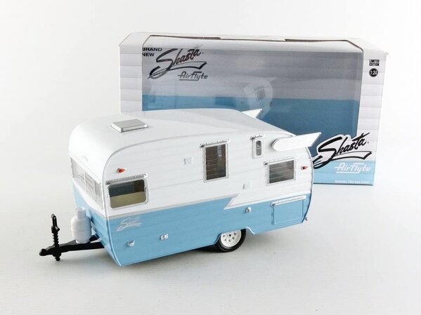 Shasta Shasta 15' Airflyte - 1:24 - Greenlight Shasta Shasta 15' Airflyte - 1:24 - Greenlight