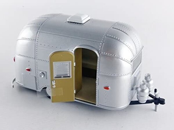 Airstream Airstream 16' Bambi - 1:24 - Greenlight