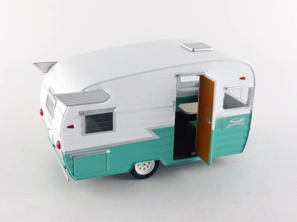 Shasta Shasta 15' Airflyte - 1:24 - Greenlight Shasta Shasta 15' Airflyte - 1:24 - Greenlight