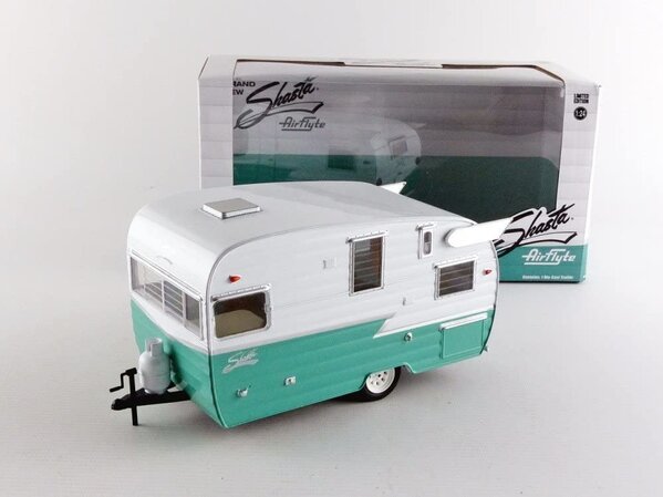 Shasta Shasta 15' Airflyte - 1:24 - Greenlight Shasta Shasta 15' Airflyte - 1:24 - Greenlight
