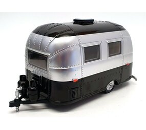 Airstream Airstream 16' Bambi - 1:24 - Greenlight Airstream Airstream 16' Bambi - 1:24 - Greenlight