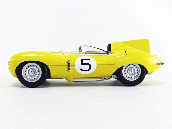 Jaguar Jaguar D-Type #5 4th 24h Le Mans 1956 - 1:18 - CMR Classic Model Replicars Jaguar Jaguar D-Type #5 4th 24h Le Mans 1956 - 1:18 - CMR Classic Model Replicars