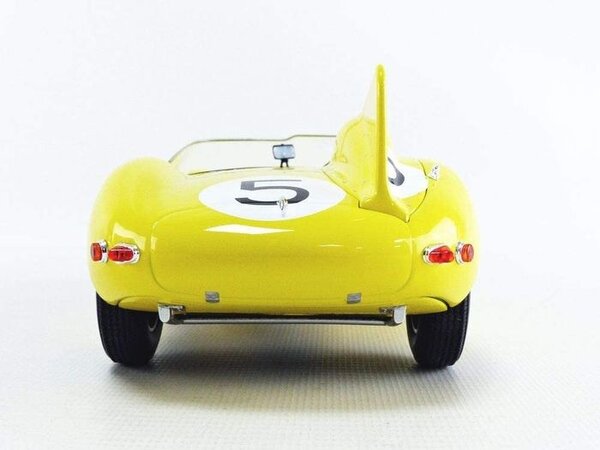 Jaguar Jaguar D-Type #5 4th 24h Le Mans 1956 - 1:18 - CMR Classic Model Replicars Jaguar Jaguar D-Type #5 4th 24h Le Mans 1956 - 1:18 - CMR Classic Model Replicars