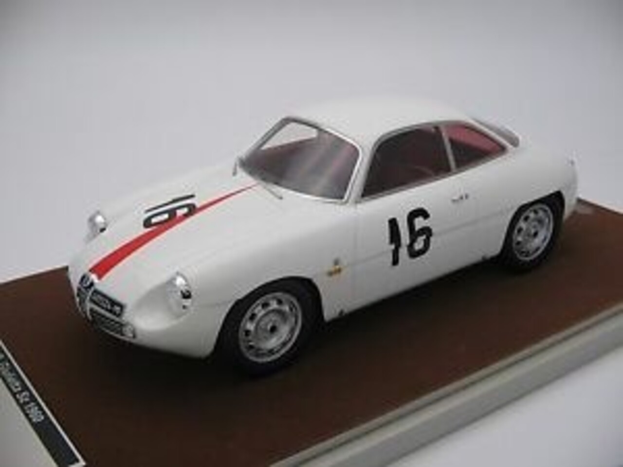 Alfa Romeo Alfa Romeo Giulietta SZ #16 Intereurope Cup Monza 1960 - 1:18 - Tecnomodel Mythos Alfa Romeo Alfa Romeo Giulietta SZ #16 Intereurope Cup Monza 1960 - 1:18 - Tecnomodel Mythos