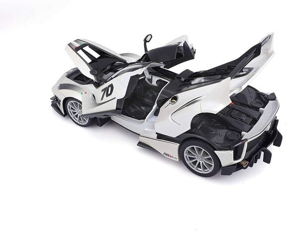 Ferrari Ferrari FXX K EVO #70 - 1:18 - Bburago Ferrari Ferrari FXX K EVO #70 - 1:18 - Bburago