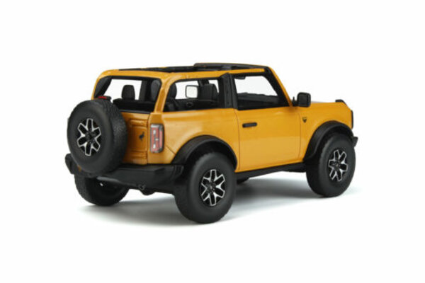Ford Ford Bronco Badlands - 1:18 - GT Spirit Ford Ford Bronco Badlands - 1:18 - GT Spirit