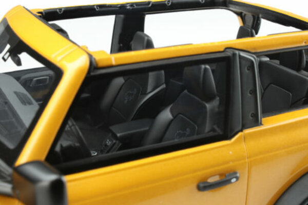 Ford Ford Bronco Badlands - 1:18 - GT Spirit Ford Ford Bronco Badlands - 1:18 - GT Spirit