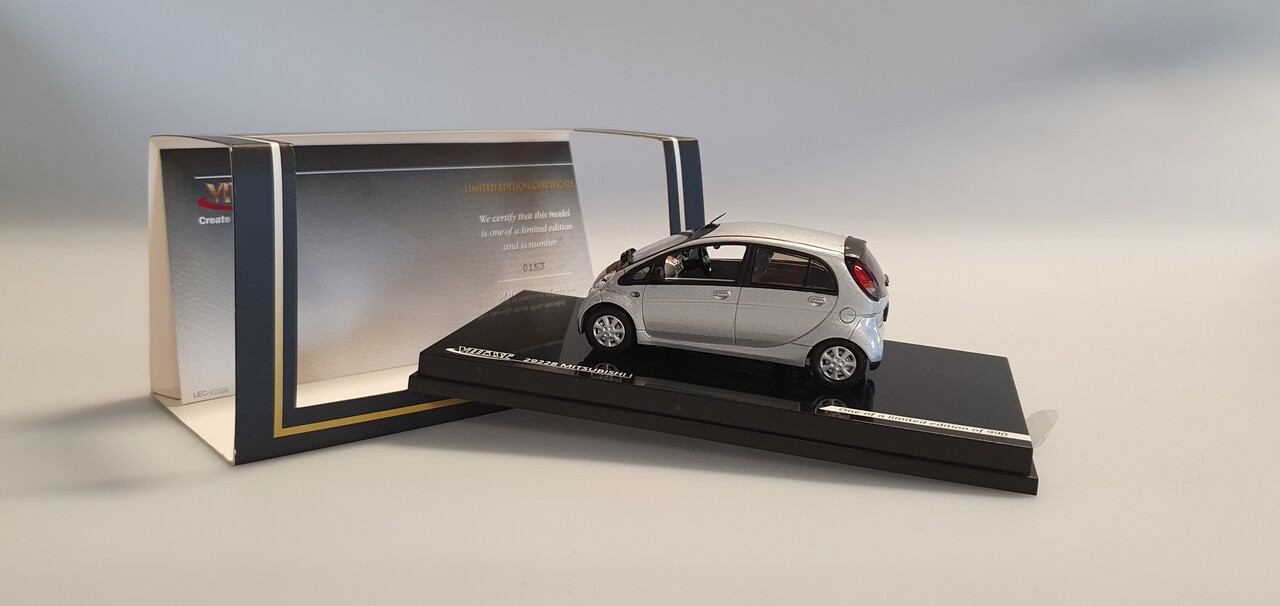 Mitsubishi Mitsubishi i - 1:43 - Vitesse