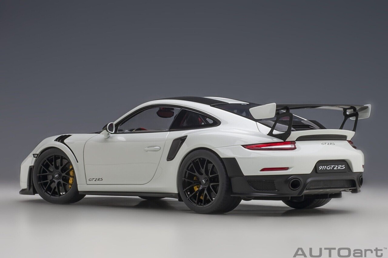Porsche Porsche 911 (991.2) GT2 RS Weissach Package - 1:18 - AUTOart Porsche Porsche 911 (991.2) GT2 RS Weissach Package - 1:18 - AUTOart