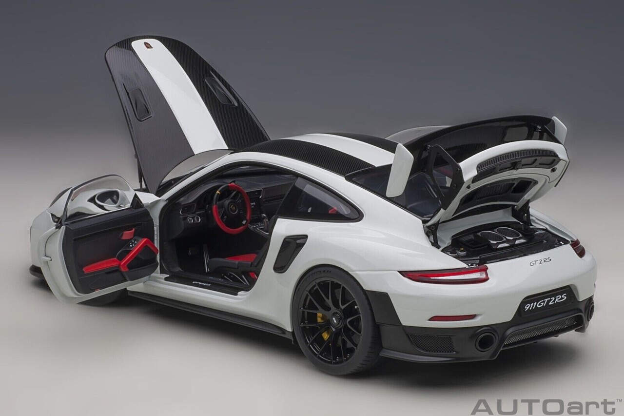 Porsche Porsche 911 (991.2) GT2 RS Weissach Package - 1:18 - AUTOart Porsche Porsche 911 (991.2) GT2 RS Weissach Package - 1:18 - AUTOart