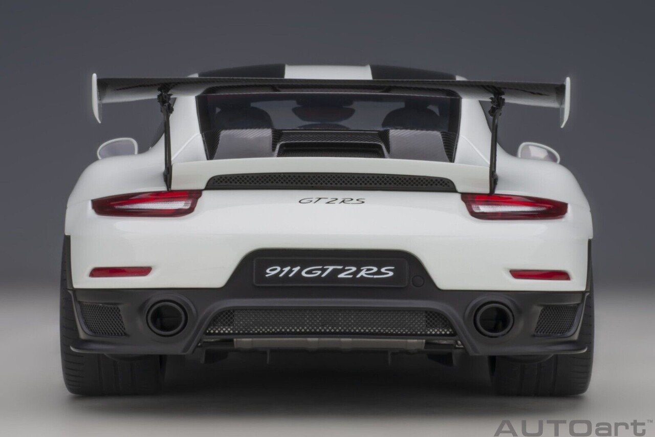 Porsche Porsche 911 (991.2) GT2 RS Weissach Package - 1:18 - AUTOart Porsche Porsche 911 (991.2) GT2 RS Weissach Package - 1:18 - AUTOart
