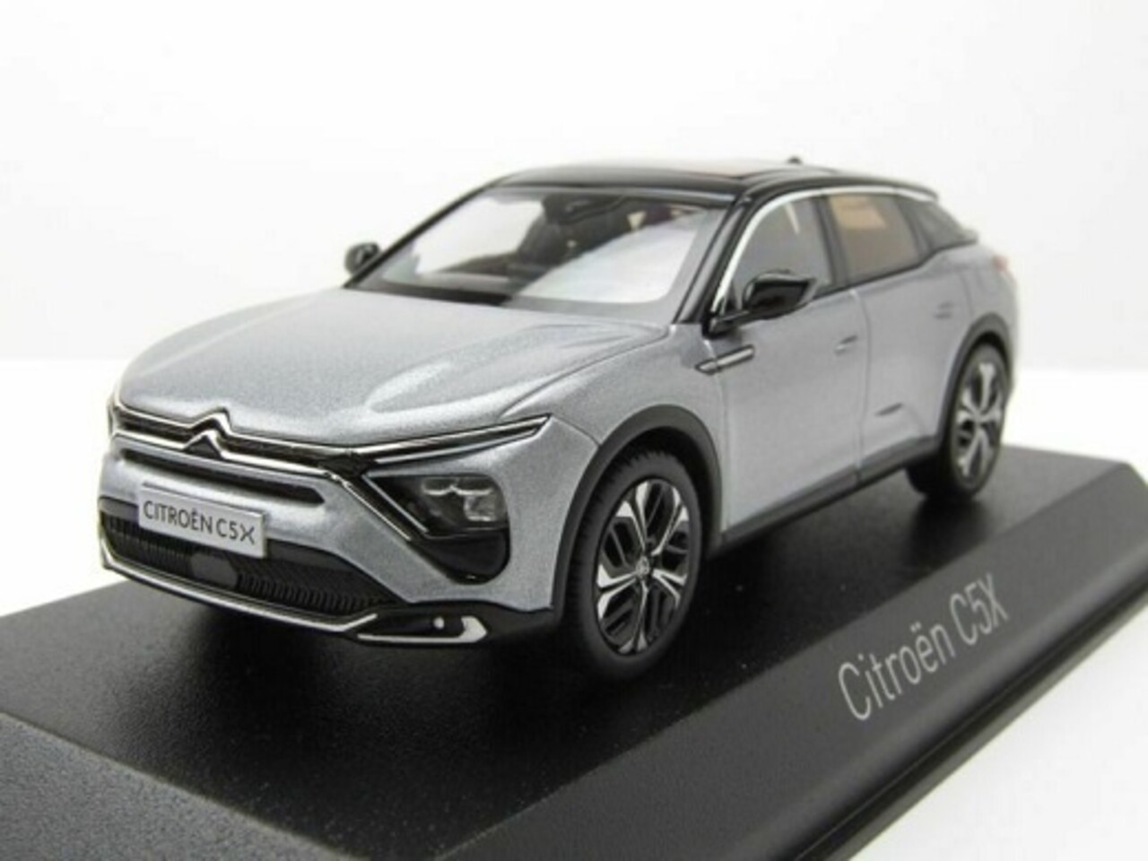 Citroen C5 X (2021), Norev 1:43