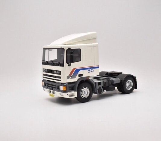 Daf DAF 95-FT Comfort Cab Demo - 1:18 - Scale Masters