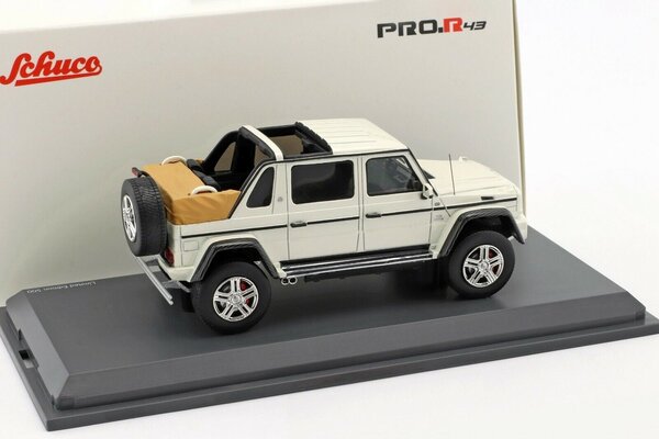 Mercedes-Benz Mercedes-Maybach G650 Landaulet - 1:43 - Schuco