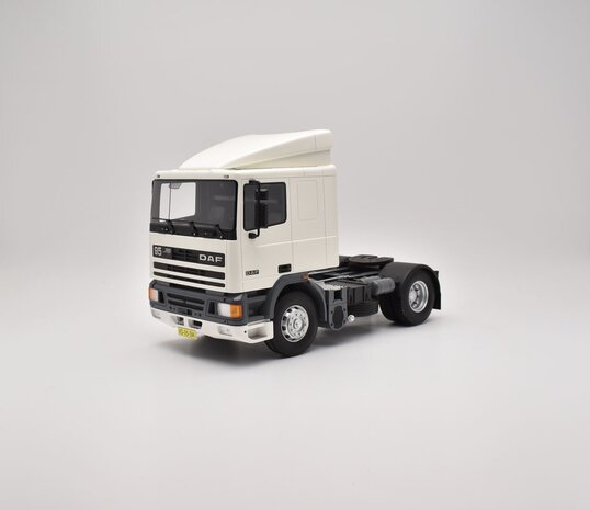 Daf DAF 95-FT Comfort Cab - 1:18 - Scale Masters