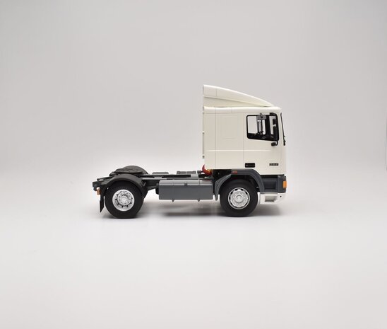 Daf DAF 95-FT Comfort Cab - 1:18 - Scale Masters