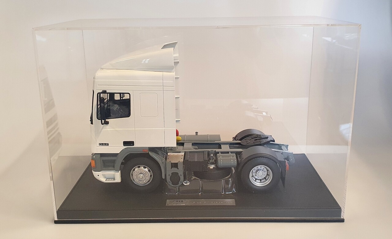 Daf DAF 95-FT Space Cab - 1:18 - Scale Masters Daf DAF 95-FT Space Cab - 1:18 - Scale Masters