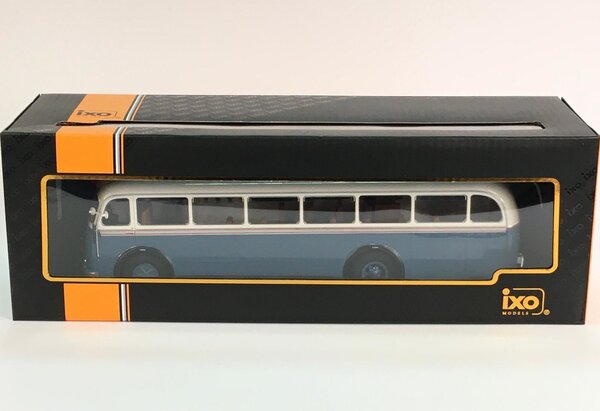 Skoda Skoda 706 RO 1947 - 1:43 - IXO Models