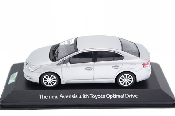 Toyota Toyota Avensis 'Optimal Drive' - 1:43 - Minichamps