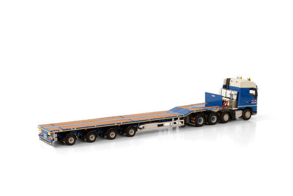 Volvo FH4 Globetrotter 8x4 + Telestep / Flat Bed Trailer 'Baetsen' - 1:50 - WSI Models Volvo FH4 Globetrotter 8x4 + Telestep / Flat Bed Trailer 'Baetsen' - 1:50 - WSI Models