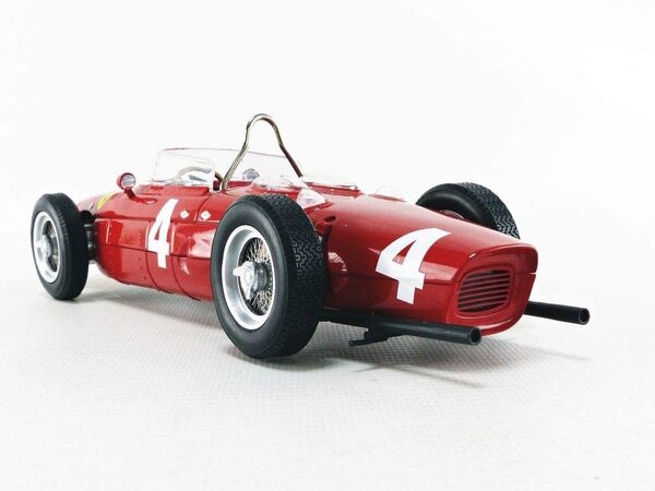 Formule 1 Ferrari Dino 156 Sharknose #4 Winner British GP - 1:18 - CMR Classic Model Replicars Formule 1 Ferrari Dino 156 Sharknose #4 Winner British GP - 1:18 - CMR Classic Model Replicars