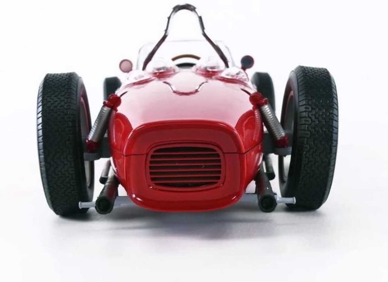 Formule 1 Ferrari Dino 156 Sharknose #50 Winner French GP 1961 - 1:18 - CMR Classic Model Replicars