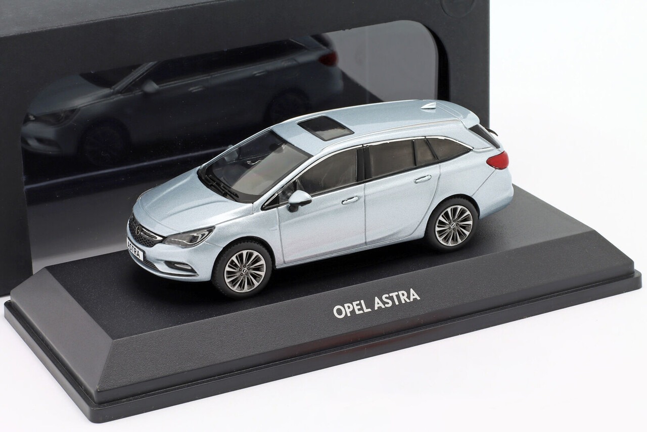 Opel Opel Astra - 1:43 - iScale