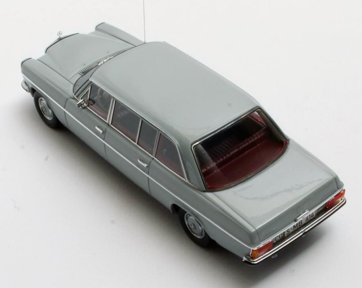 Mercedes-Benz Mercedes-Benz V114 Lang - 1:43 - Matrix Scale Models