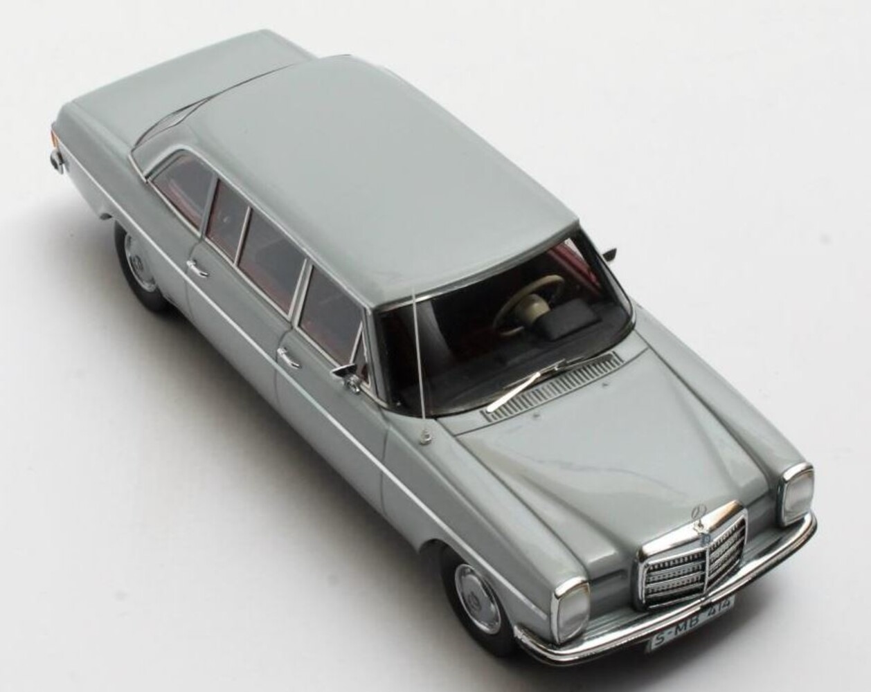 Mercedes-Benz Mercedes-Benz V114 Lang - 1:43 - Matrix Scale Models