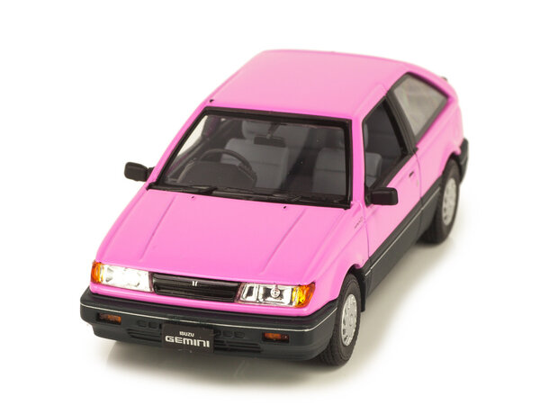Isuzu Isuzu Gemini 1500 C/C 1987 - 1:43 - Norev