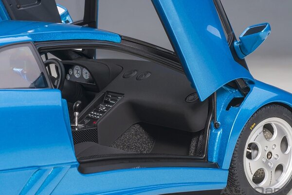 Lamborghini Lamborghini Diablo SE30 30th Anniversary Edition - 1:18 - AUTOart