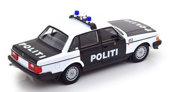 Volvo Volvo 240 GL 1986 'Norwegian Police' - 1:24 - Welly Volvo Volvo 240 GL 1986 'Norwegian Police' - 1:24 - Welly