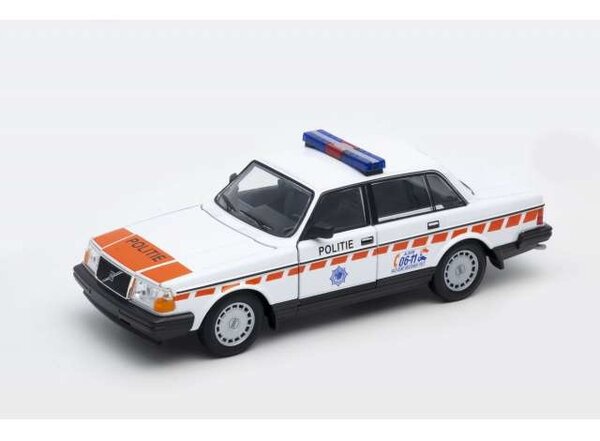 Volvo Volvo 240 GL 1986 'Dutch Police' - 1:24 - Welly Volvo Volvo 240 GL 1986 'Dutch Police' - 1:24 - Welly