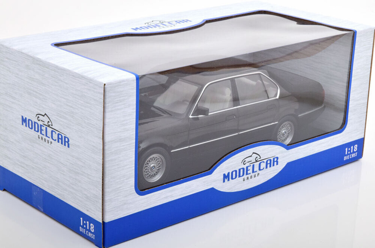 BMW BMW 7-Series (E32) 750i - 1:18 - Modelcar Group BMW BMW 7-Series (E32) 750i - 1:18 - Modelcar Group