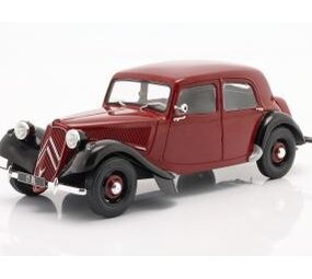 Citroen Citroen Traction Avant 11BL 1952 - 1:24 - Whitebox Citroen Citroen Traction Avant 11BL 1952 - 1:24 - Whitebox