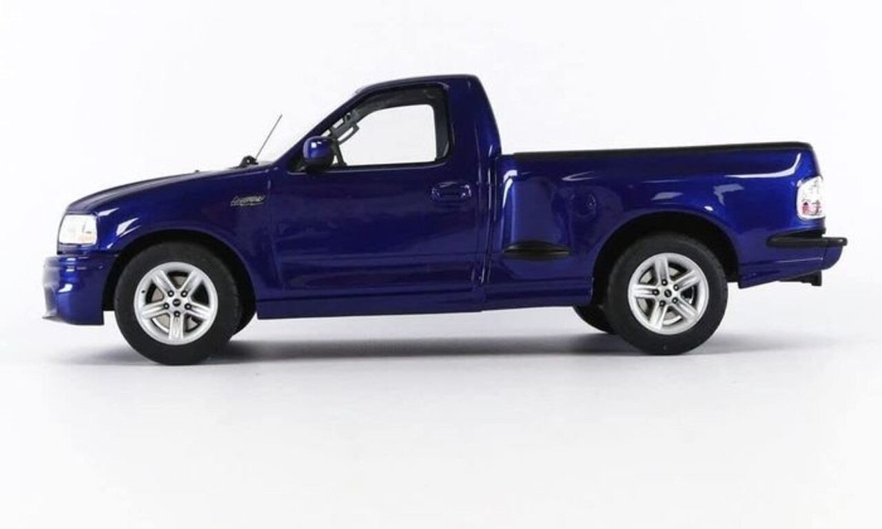 Ford Ford F-150 SVT Lightning - 1:18 - DNA Collectibles Ford Ford F-150 SVT Lightning - 1:18 - DNA Collectibles