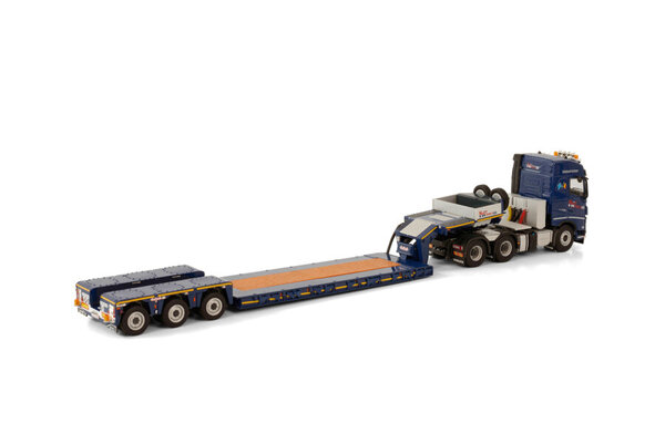 Volvo Volvo FH4 Globetrotter 6x4 Low Loader 'Maxtrans' - 1:50 - WSI Models Volvo Volvo FH4 Globetrotter 6x4 Low Loader 'Maxtrans' - 1:50 - WSI Models