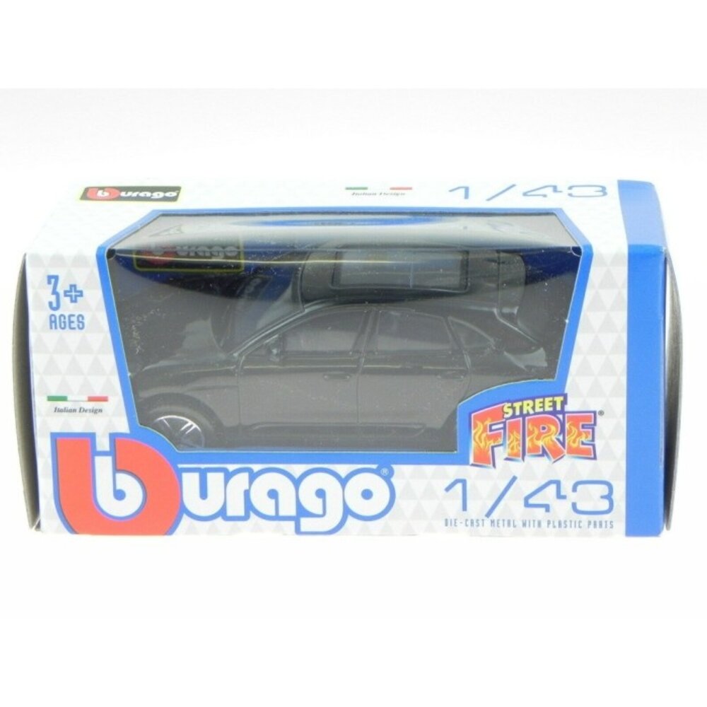 Porsche Porsche Macan Turbo 2013 - 1:43 - Bburago Porsche Porsche Macan Turbo 2013 - 1:43 - Bburago