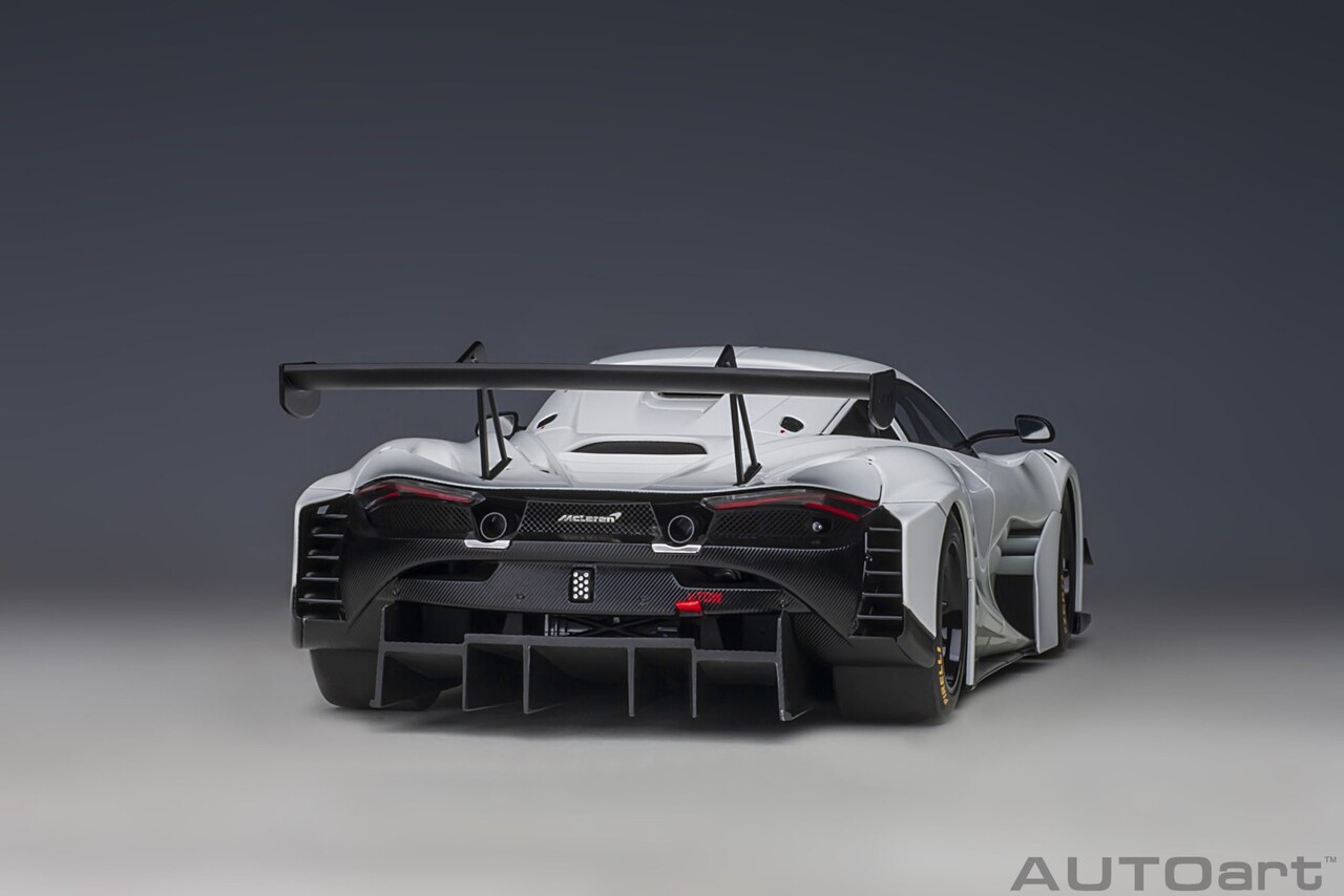 McLaren McLaren 720S GT3 - 1:18 - AUTOart